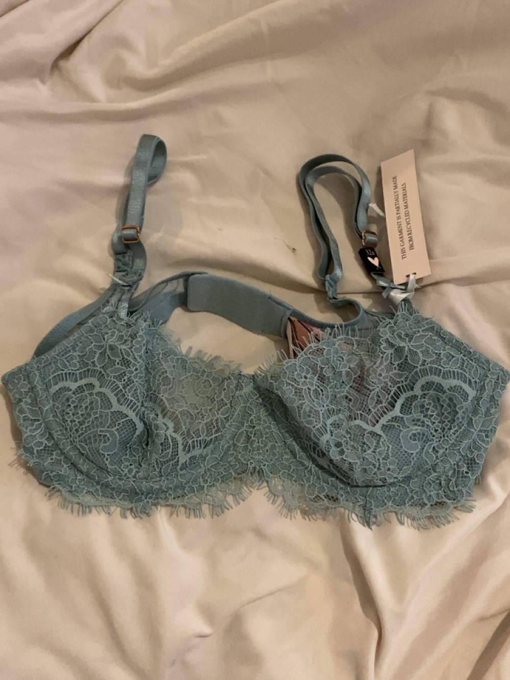 Victoria's Secret Lace Underwire Bra in Sage Blue-Green